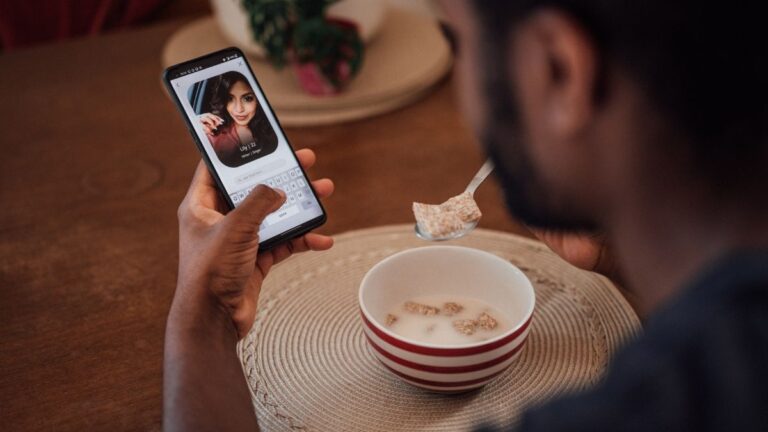 Read more about the article The Psychology of Modern Love: Why We Choose Who We Choose